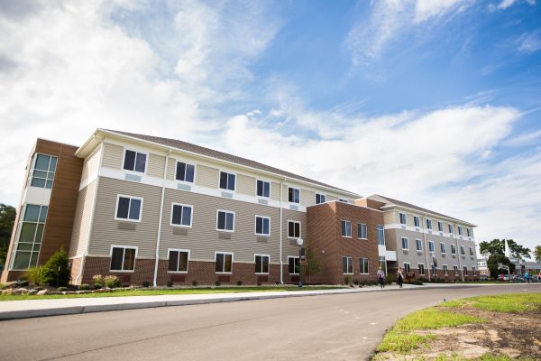 Choosing the best college dorms is an important decision, it is your home away from home. Read ý's tips on choosing the best dorms.